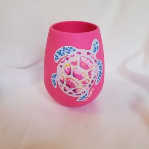 Lilly Pulitzer Pink Beach Turtle Silicone Wine Drink Cup Pink‎ ~ Summer